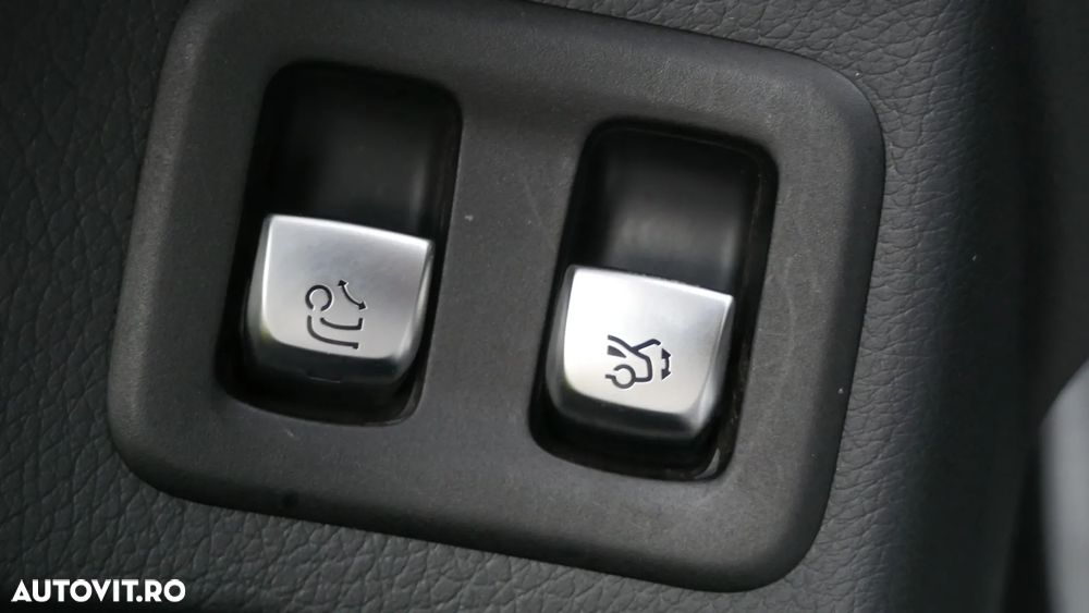 Mercedes-Benz GLC Coupe 220 d 4Matic 9G-TRONIC AMG Line - 33