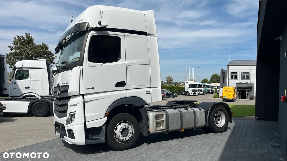 Mercedes-Benz Mercedes-Benz Actros 1948 Giga Space - 4