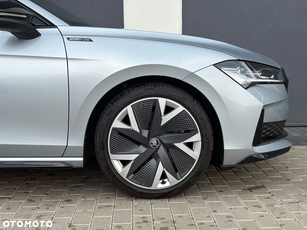 Skoda Superb 2.0 TSI Sportline DSG - 24