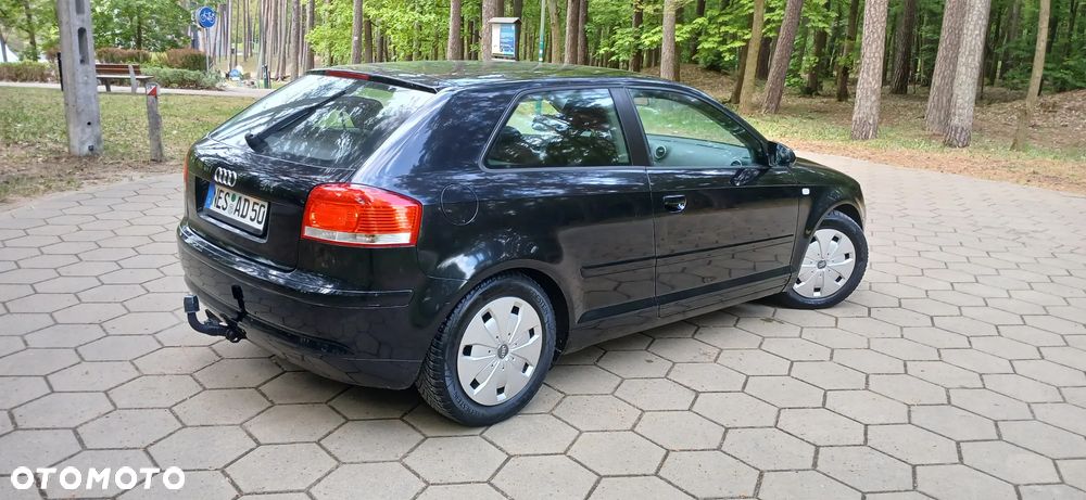 Audi A3 3-drzwiowe 1.6 Attraction - 6