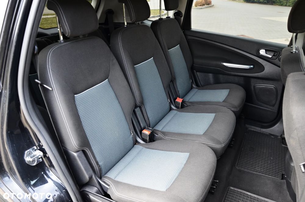 Ford S-Max 2.0 TDCi Ambiente - 35