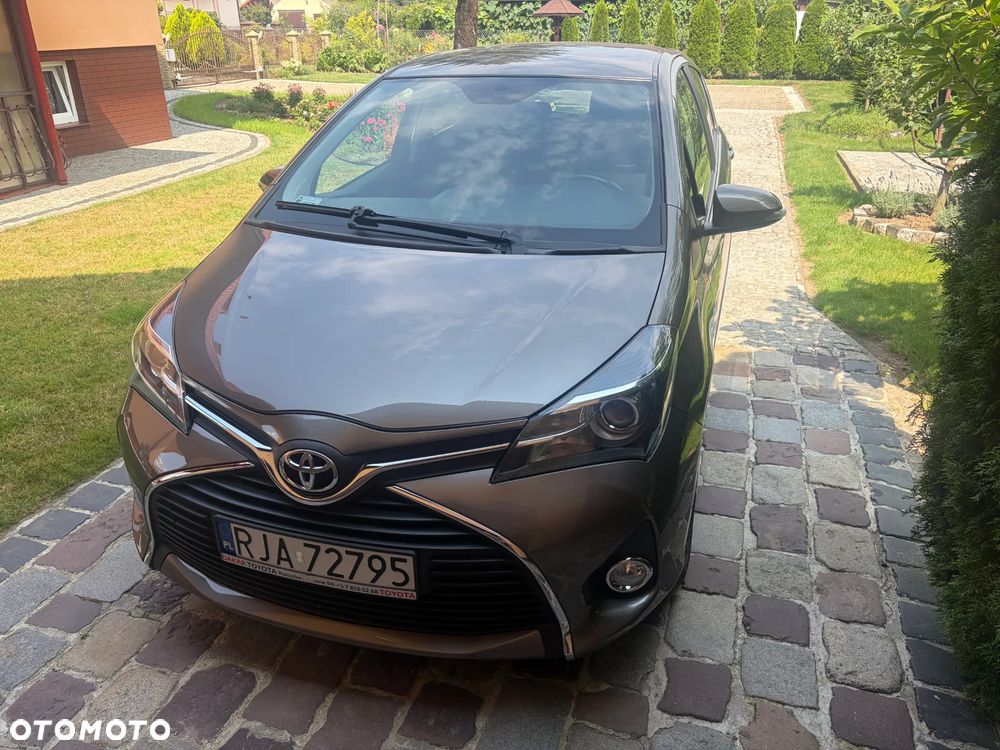 Toyota Yaris 1.33 Premium - 8