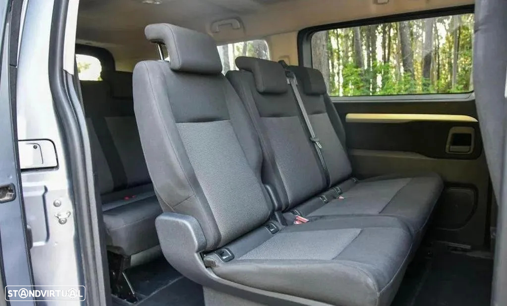 Peugeot Traveller 1.5 BlueHDi L2H1 Standard - 3