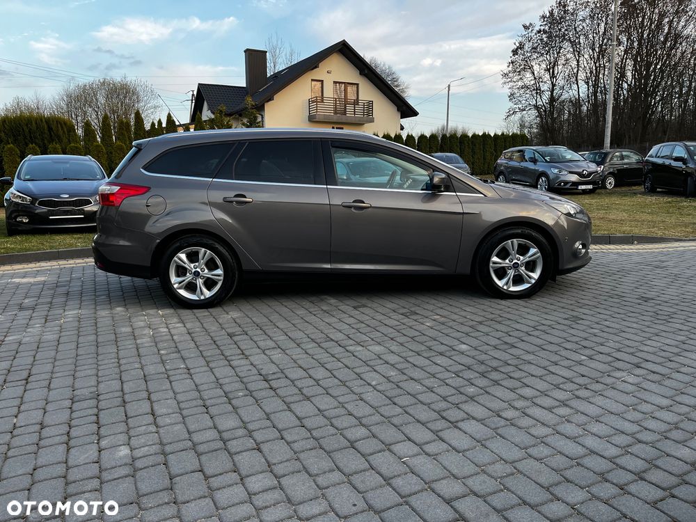 Ford Focus 1.6 TDCi DPF Titanium - 2