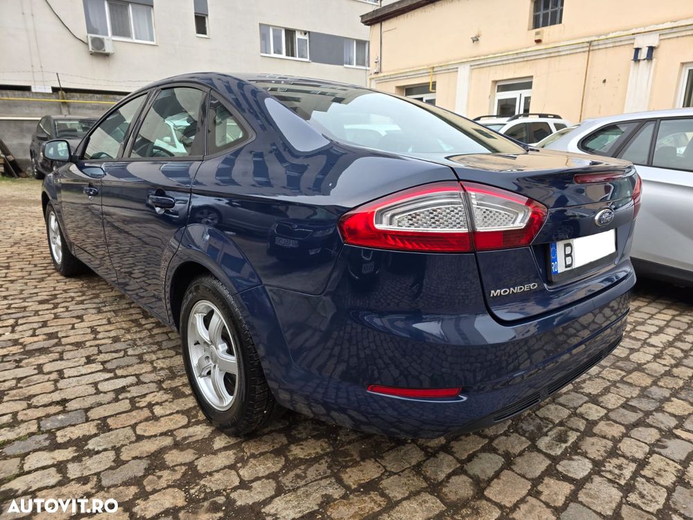Ford Mondeo - 10