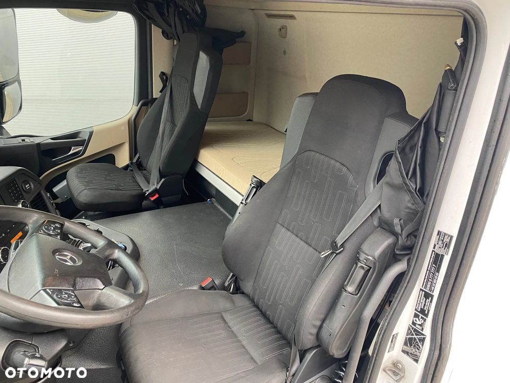 Mercedes-Benz ACTROS + LOHR EUROLOHR - 35