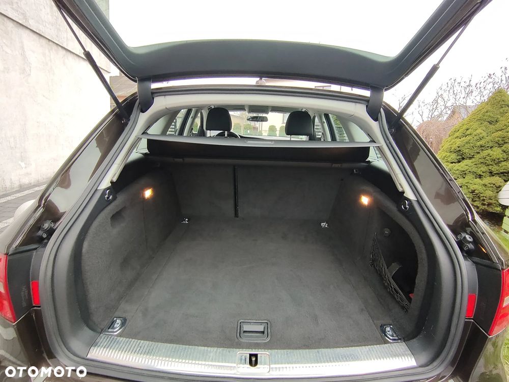 Audi A4 Avant 2.0 TDI DPF multitronic Ambiente - 17