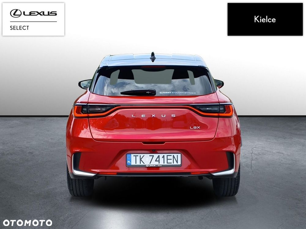 Lexus LBX 1.5 Hybrid Cool AWD - 5