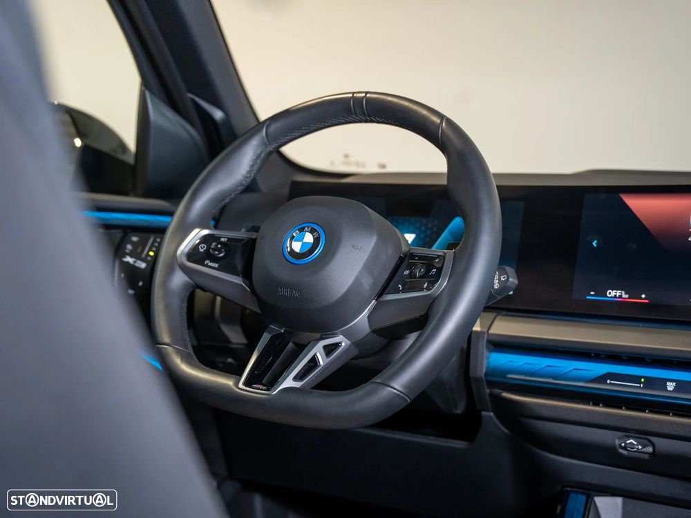 BMW X3 30 e xDrive Pack M Desportivo - 11