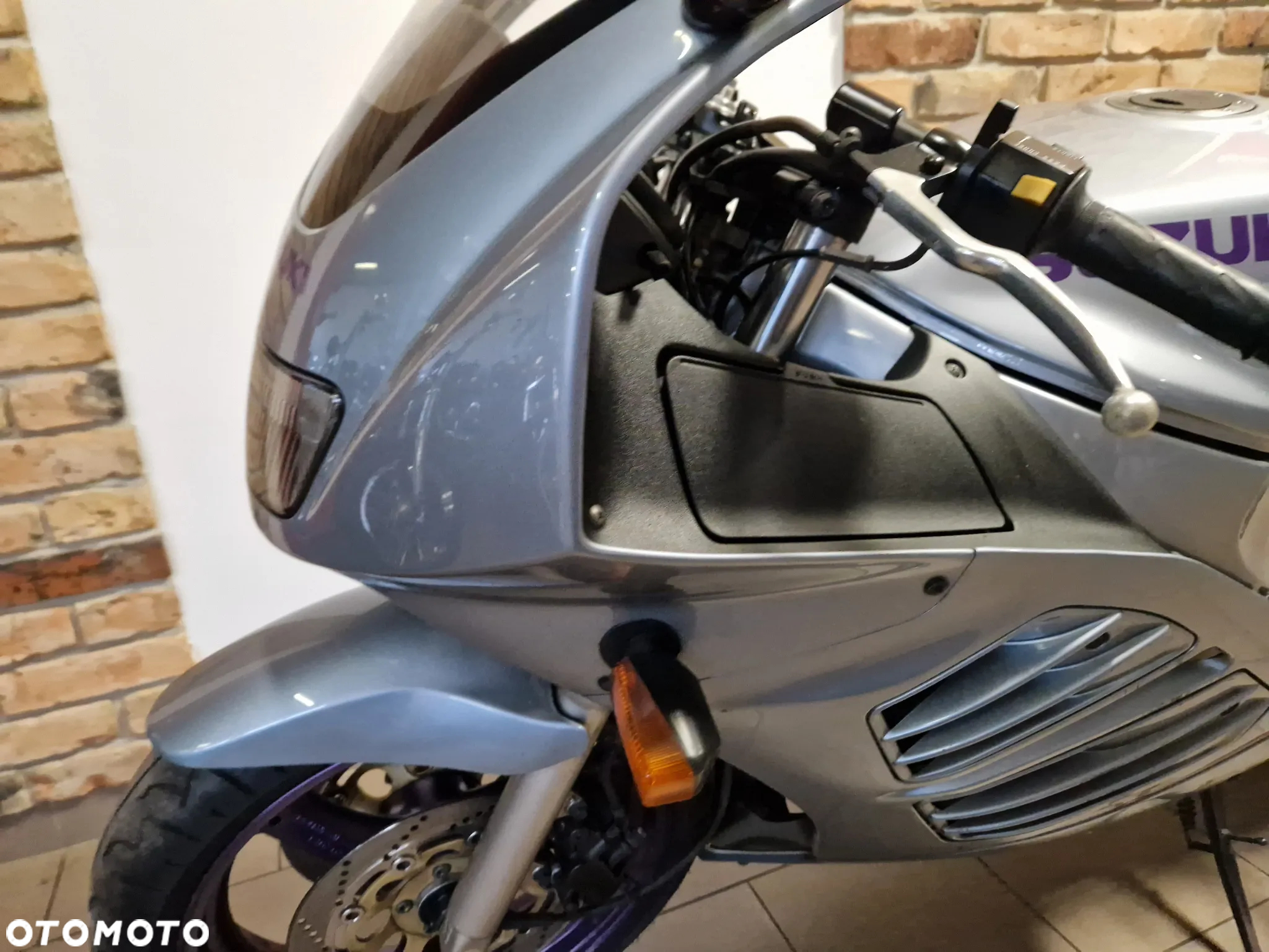 Suzuki RF - 12