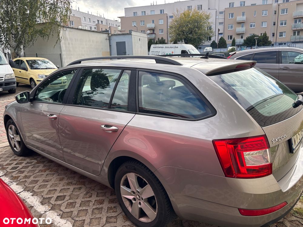 Skoda Octavia 1.4 TSI Ambition - 4