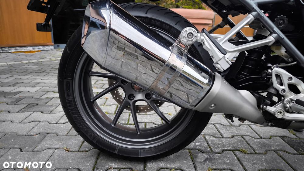 BMW R - 33