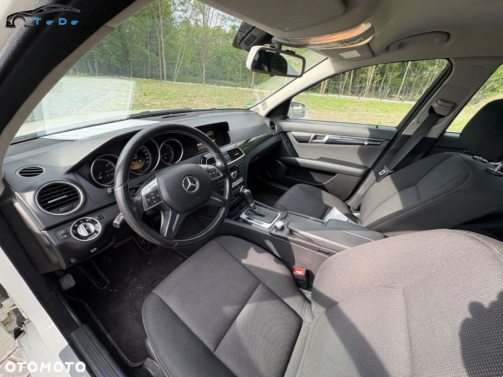 Mercedes-Benz Klasa C 200 CDI DPF (BlueEFFICIENCY) 7G-TRONIC - 21
