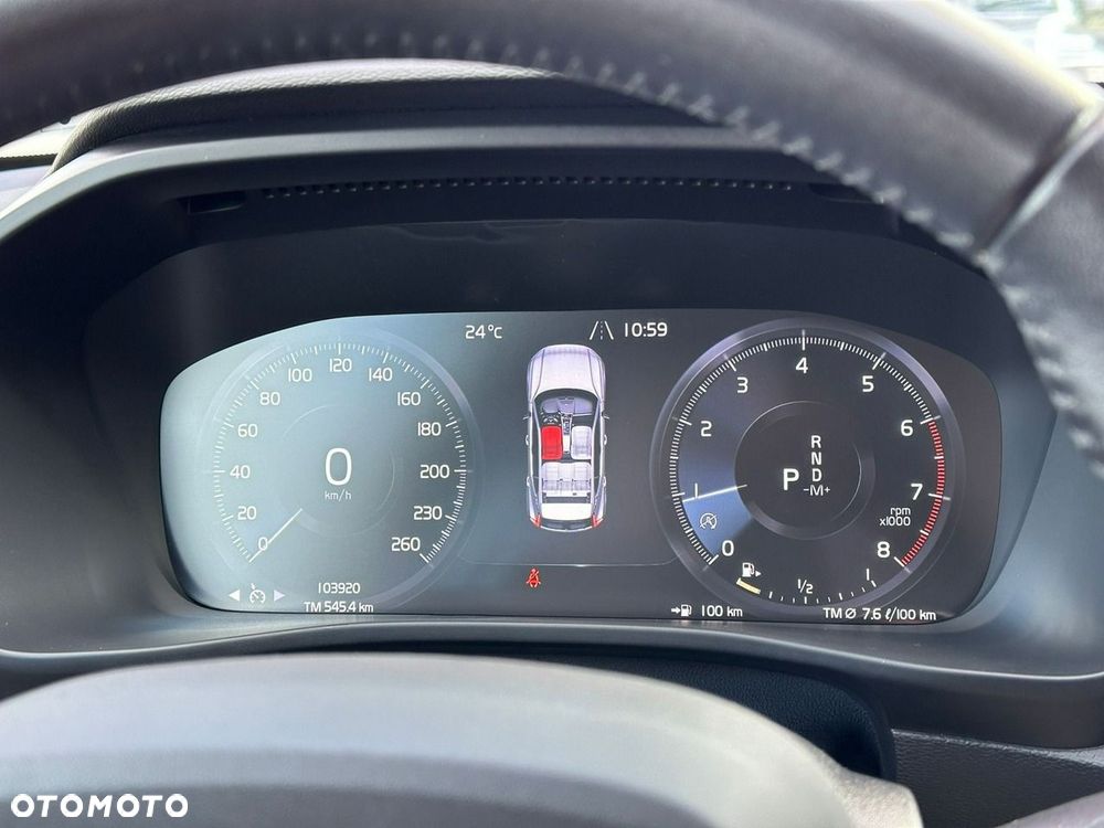 Volvo XC 40 T3 Geartronic Momentum - 18