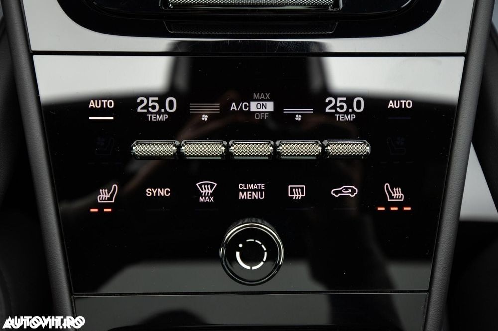 Porsche Cayenne Coupe - 28