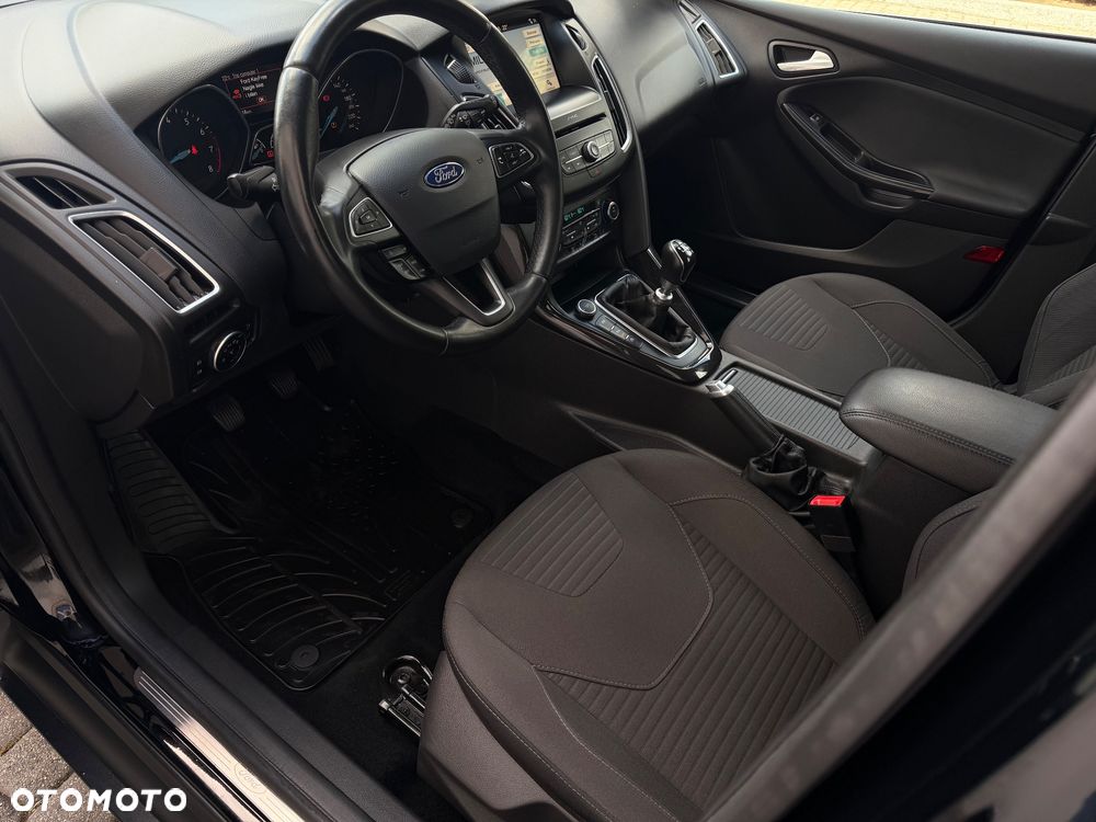Ford Focus 1.5 EcoBoost Start-Stopp-System Business Edition - 19