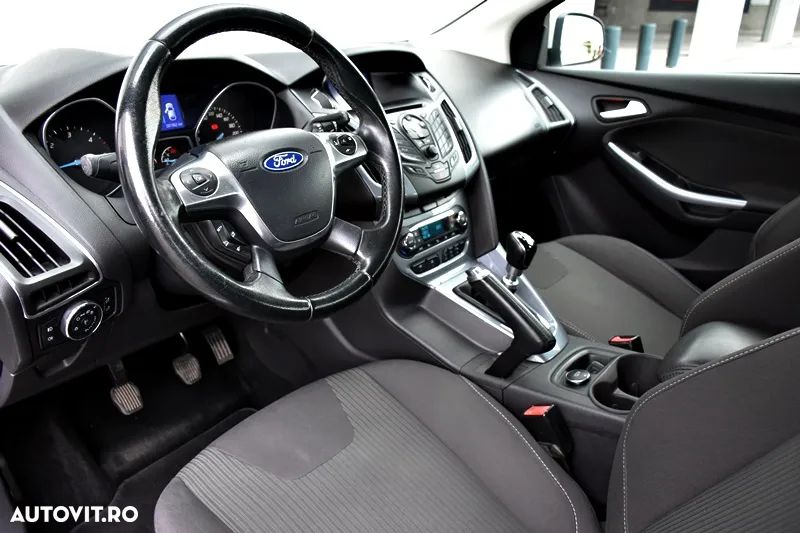 Ford Focus 1.6 TDCi ECOnetic 88g Start-Stopp-System Trend - 11