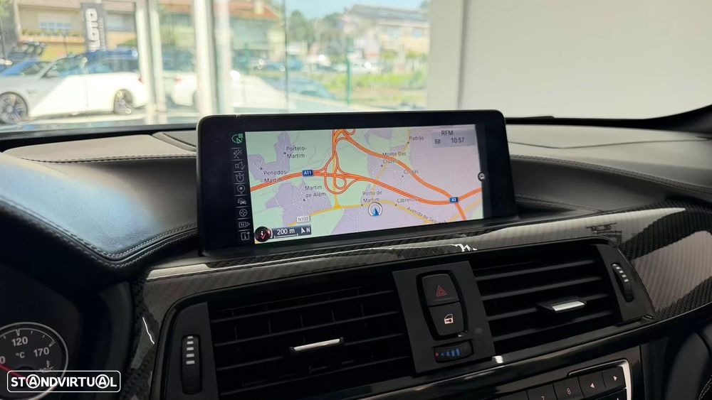 BMW M4 Auto - 24