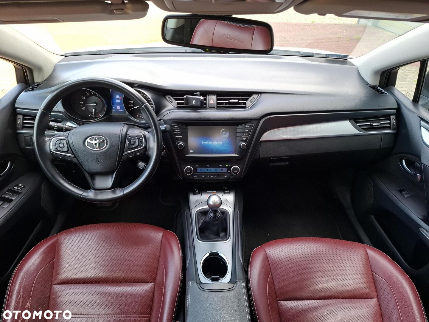 Toyota Avensis 1.8 Selection - 9