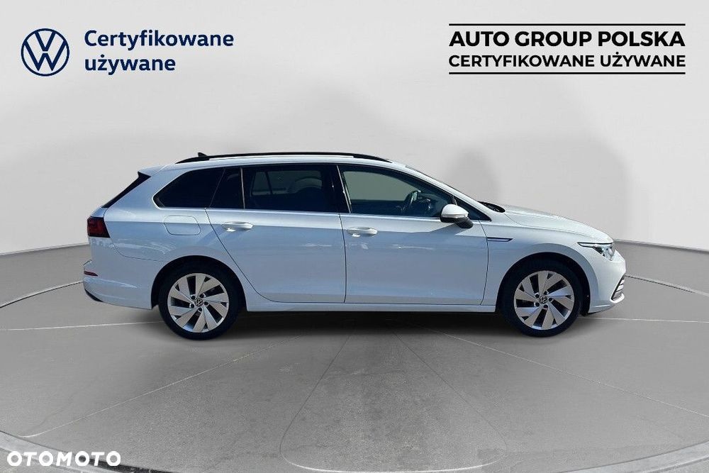 Volkswagen Golf - 8