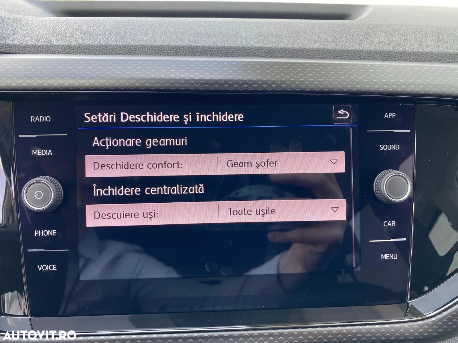 Volkswagen T-Cross 1.0 TSI DSG Life - 36