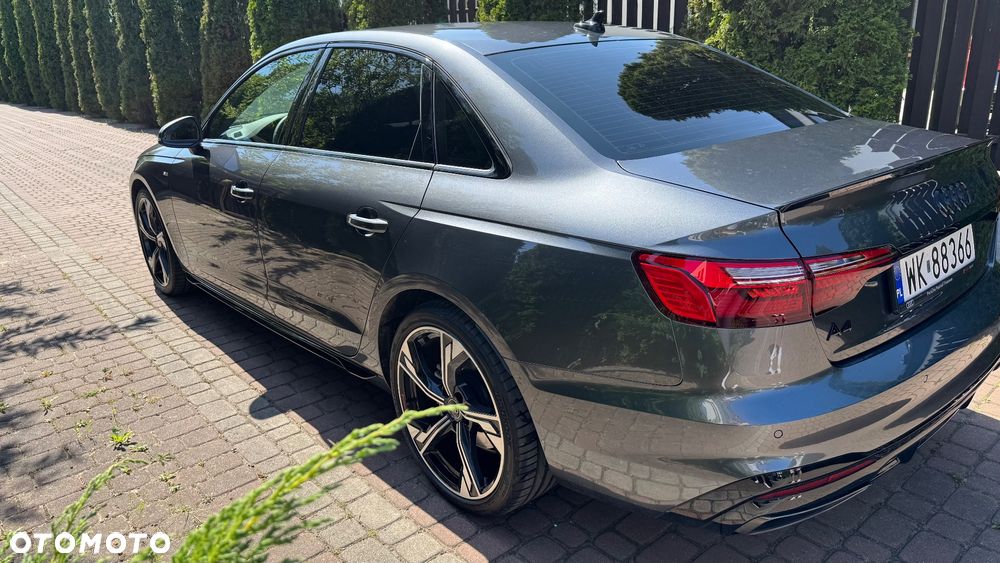 Audi A4 Limousine 35 TFSI mHEV S Line S tronic - 4