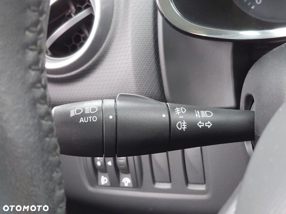 Renault Clio - 19