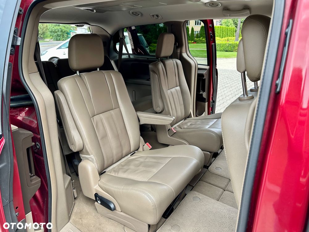 Chrysler Town & Country 3.6 Touring - 15