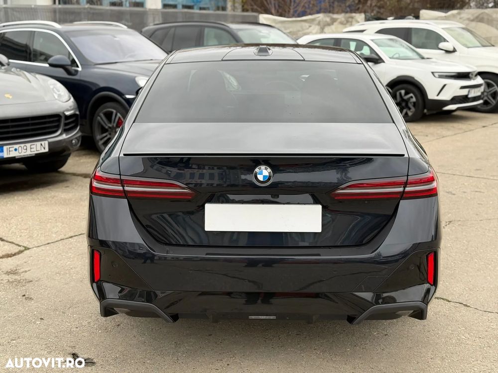 BMW Seria 5 520i Aut. - 6