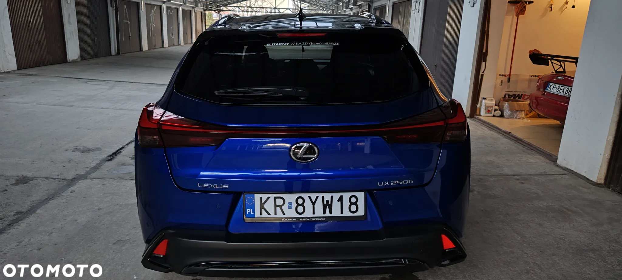 Lexus UX - 7