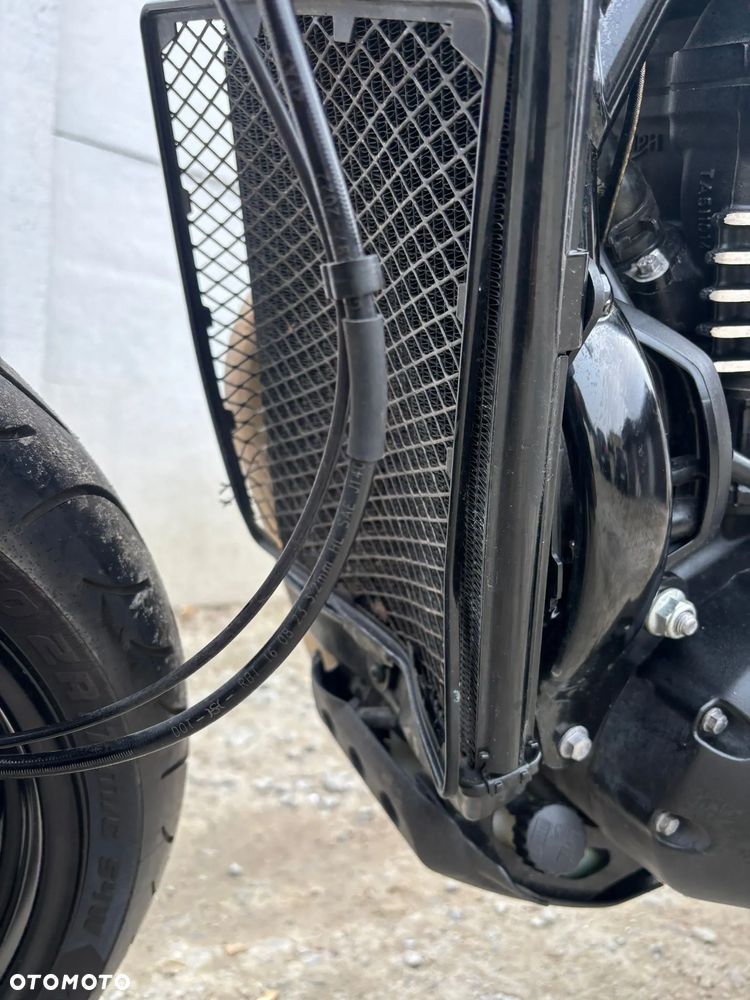 Triumph Speed Twin - 4