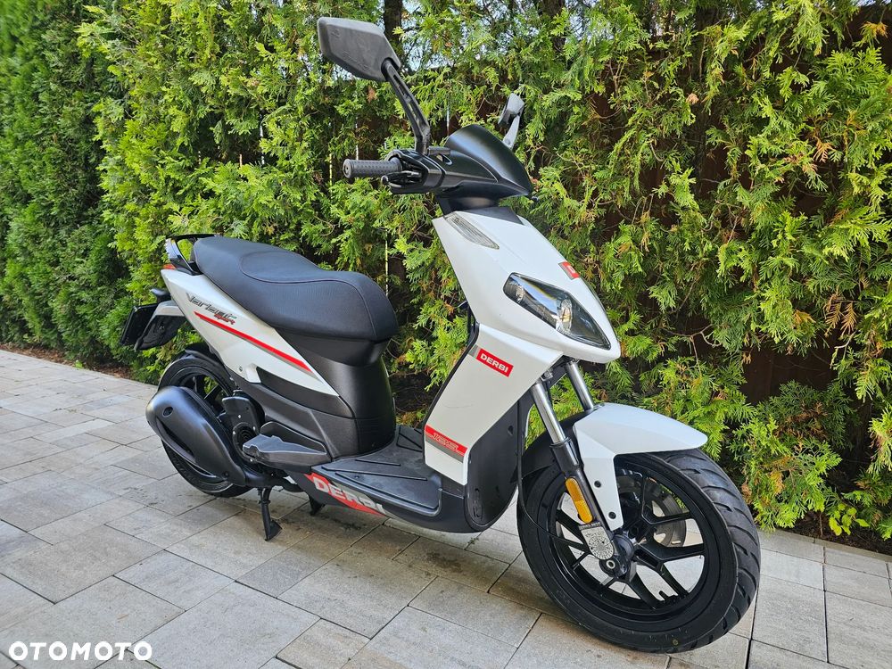 Derbi Variant - 1