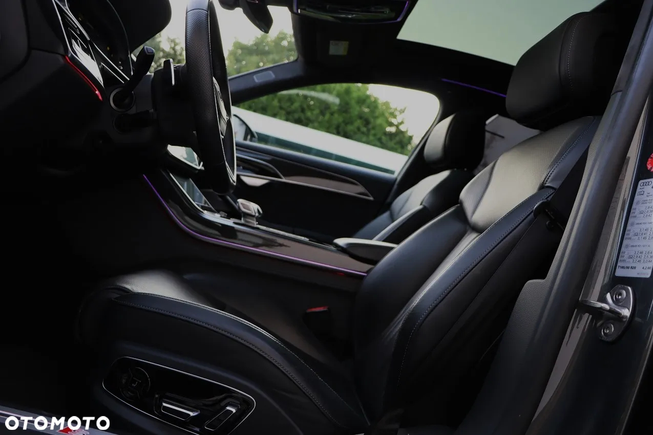 Audi S8 TFSI quattro tiptronic - 20