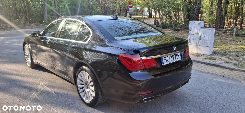 BMW Seria 7 740d xDrive - 6