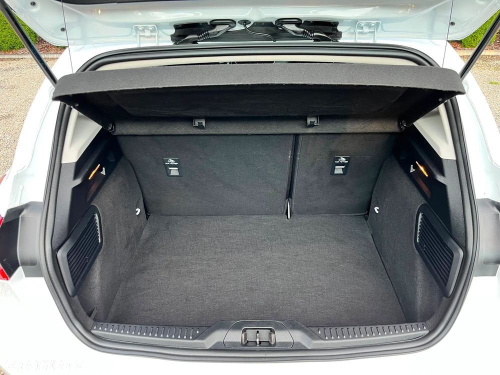 Ford Focus 1.5 EcoBlue Start-Stopp-System COOL&CONNECT - 35