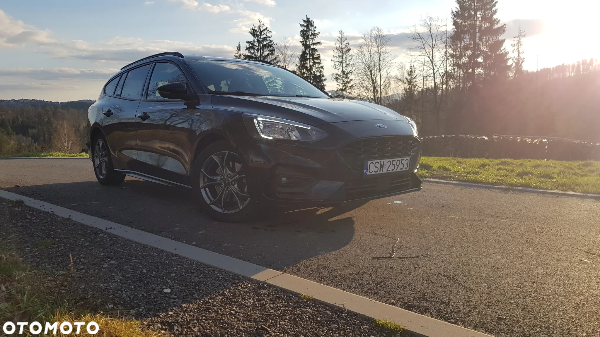 Ford Focus 1.0 EcoBoost Hybrid ST-LINE X - 5