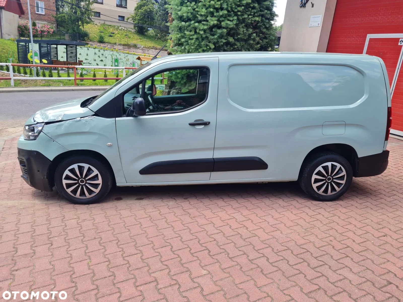 Citroën BERLINGO - 8