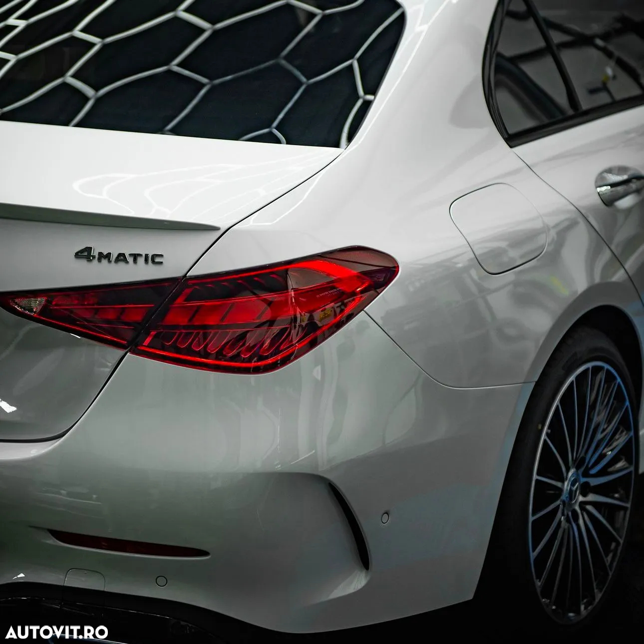 Mercedes-Benz C 300 MHEV 4MATIC - 4