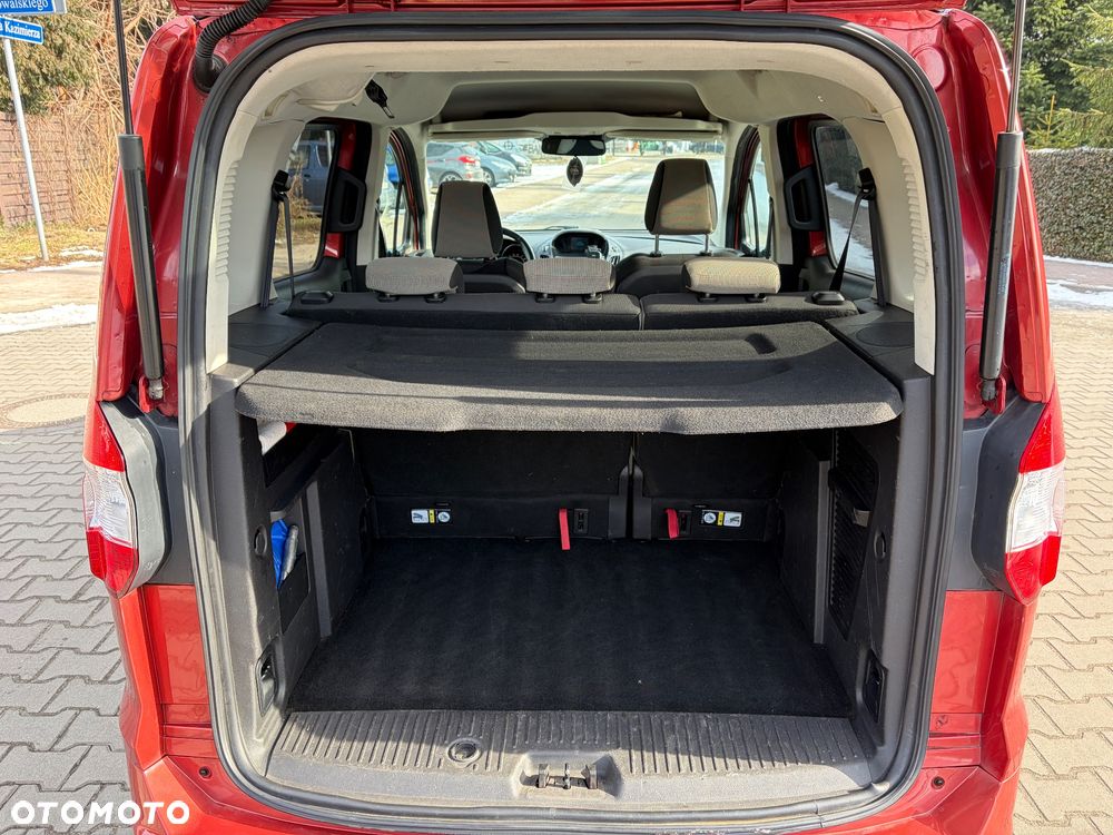Ford Tourneo Connect 1.5 TDCi Titanium - 9