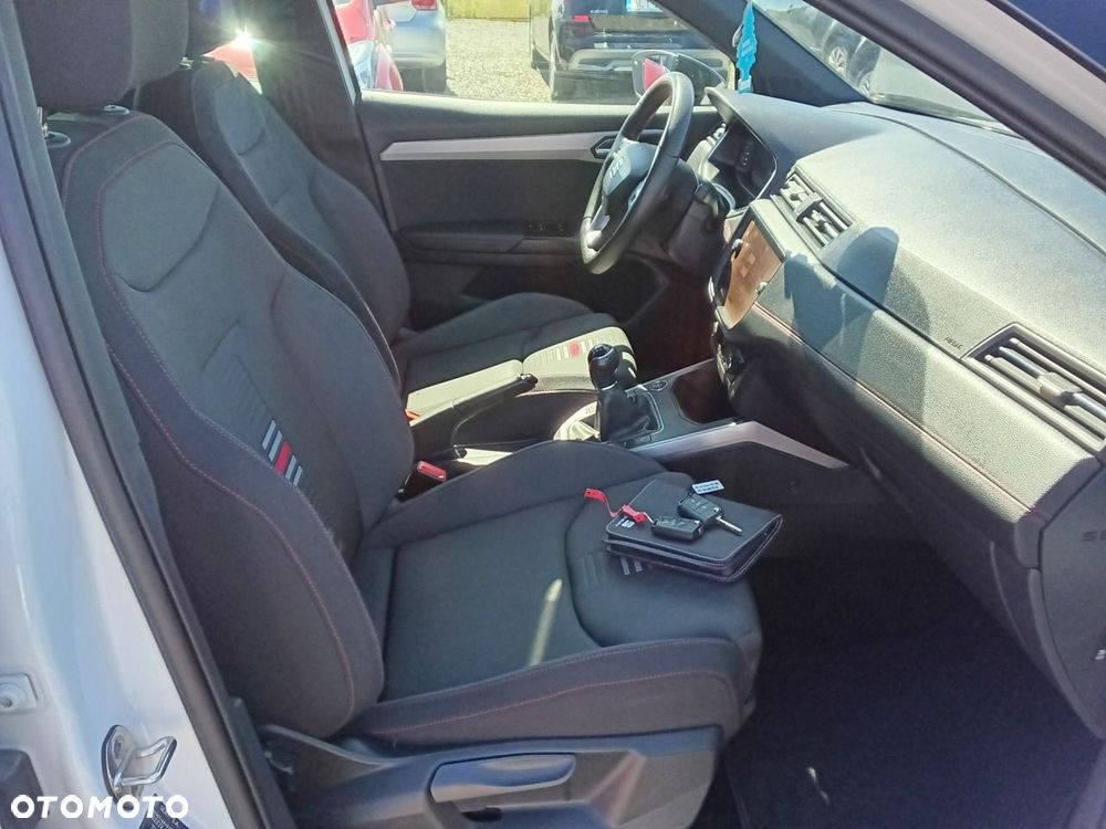 Seat Arona - 12