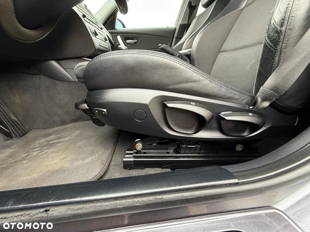 BMW Seria 1 118d DPF Edition Sport - 24