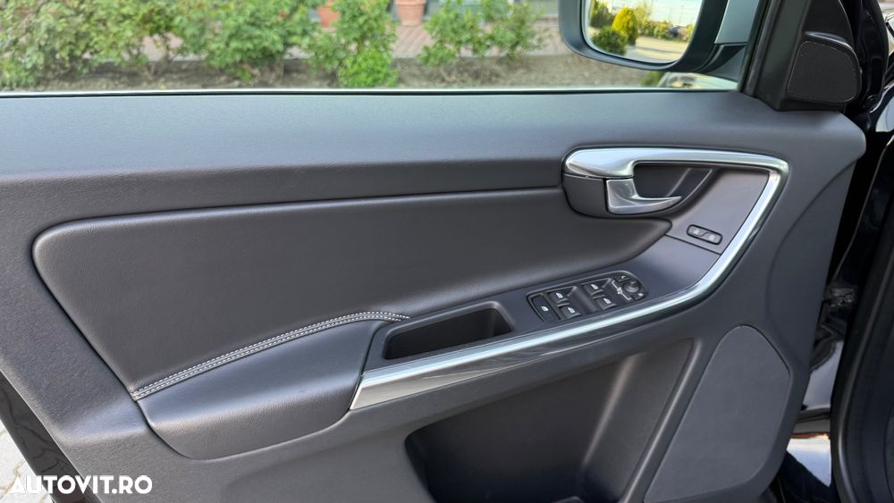 Volvo XC 60 - 19