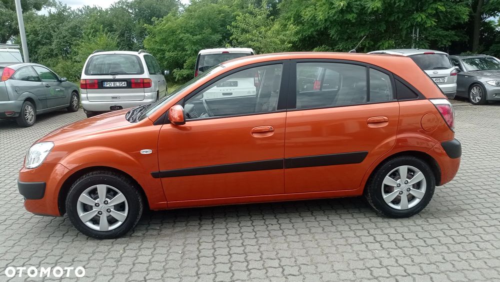 Kia Rio 1.4 (klm swo) / Comfort + - 8