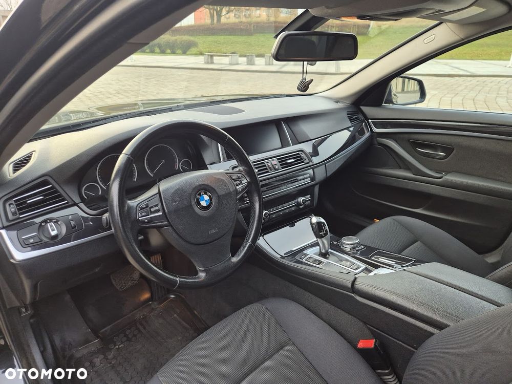 BMW Seria 5 - 26