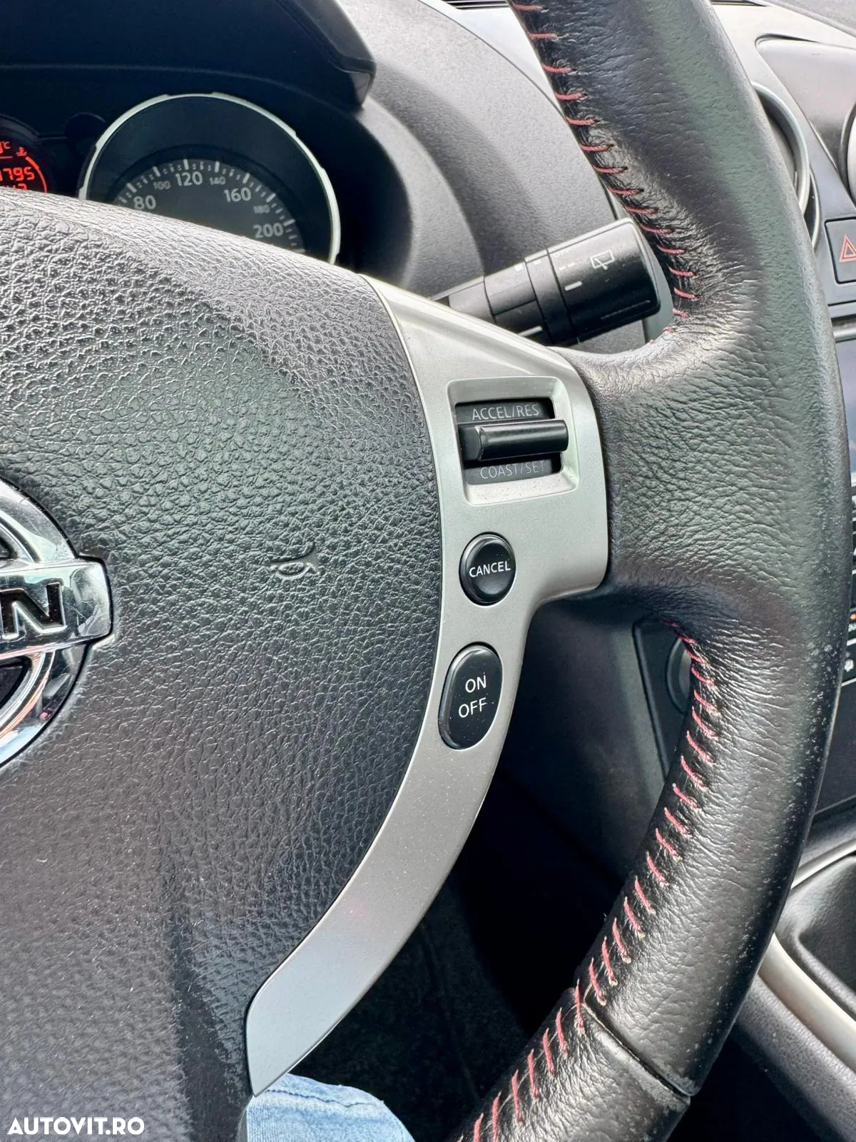 Nissan Qashqai 1.5 DCI TEKNA - 31