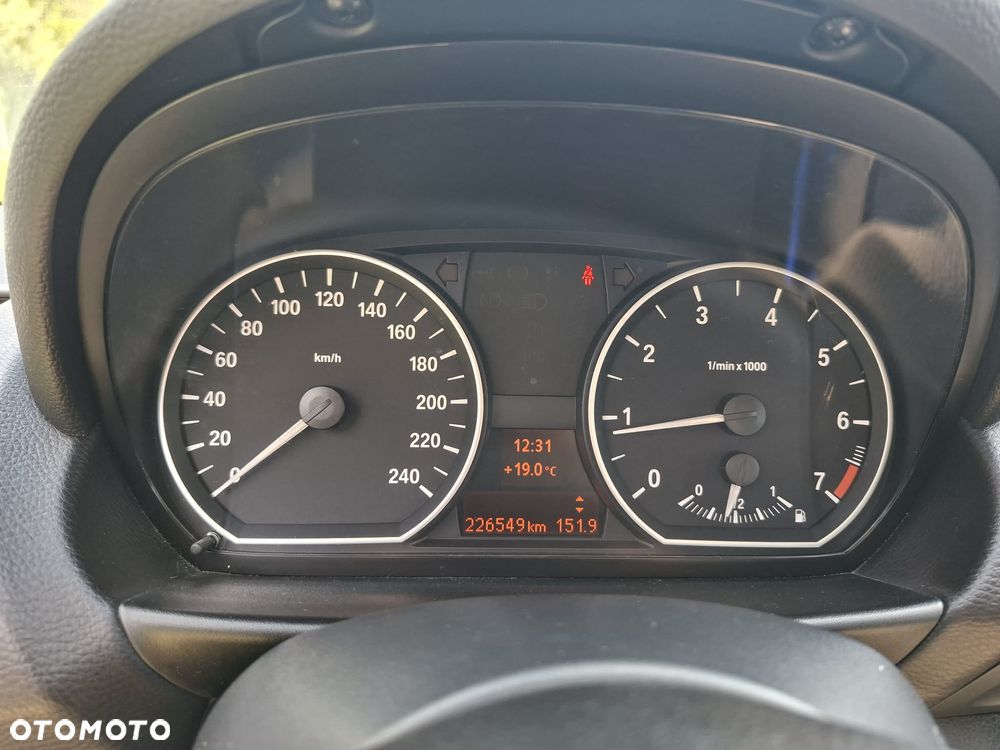 BMW Seria 1 - 14