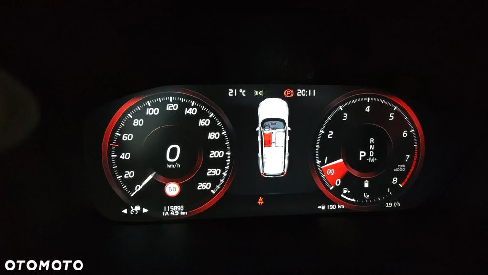 Volvo V60 B3 B DKG Momentum - 16
