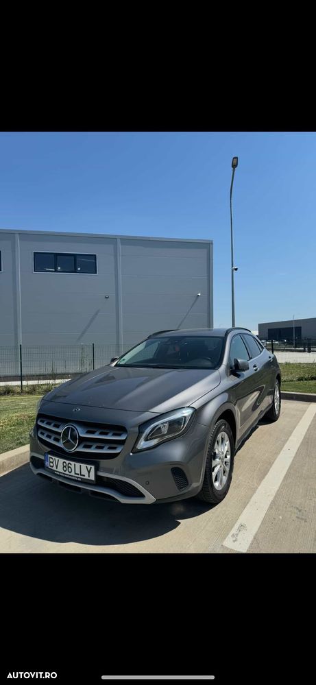 Mercedes-Benz GLA 220 d Aut. - 8