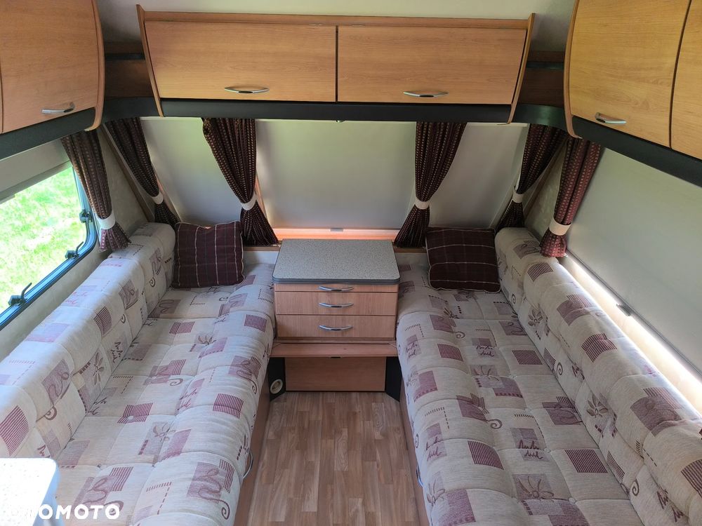 SWIFT ACE JUBILEE GLOBETROTTER - 8