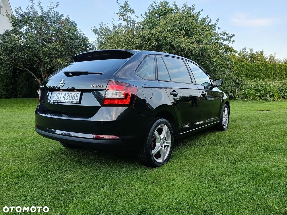 Skoda RAPID 1.6 TDI DSG Style+ - 4